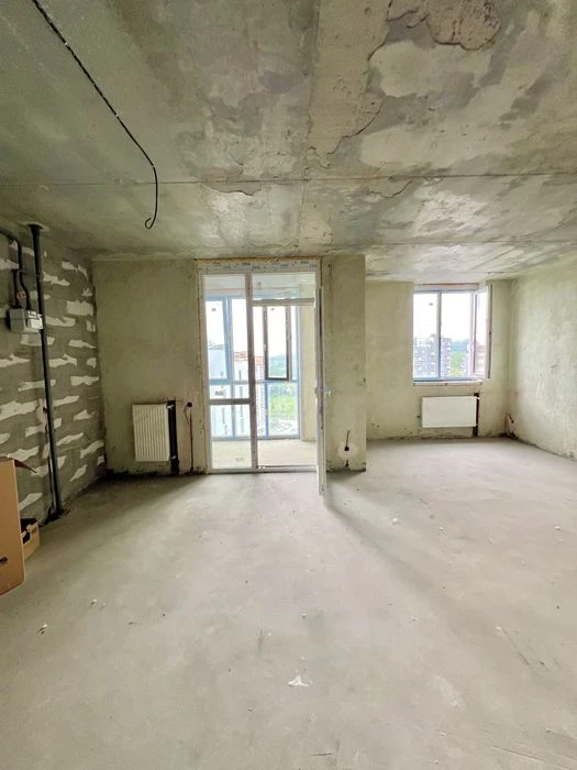 Sale of a completed and occupied 2-room apartment in the Malogoloskivs residential complex