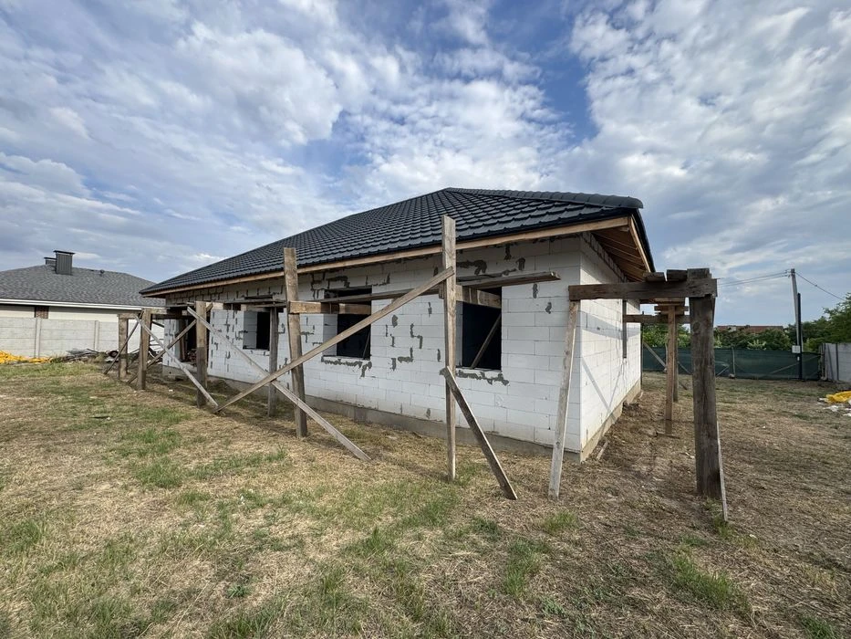 I will sell a house near Borodinsky