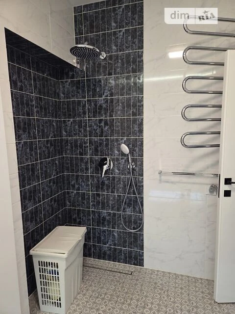 Sale of 2-room apartment 60.1 sq. m. on 32-ha Sadova street (Svyatoshin