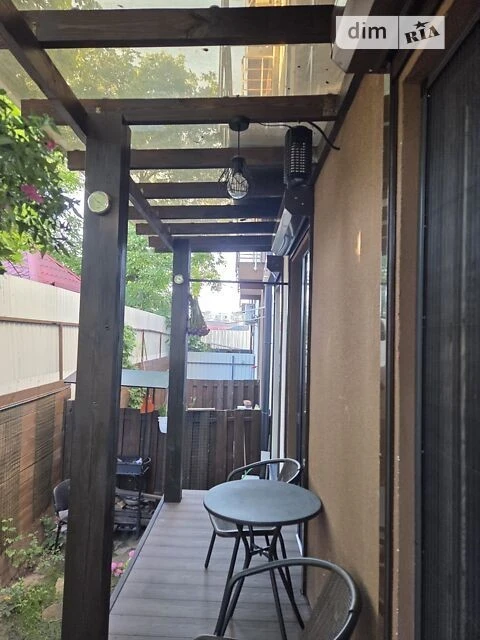 Sale of 2-room apartment 60.1 sq. m. on 32-ha Sadova street (Svyatoshin