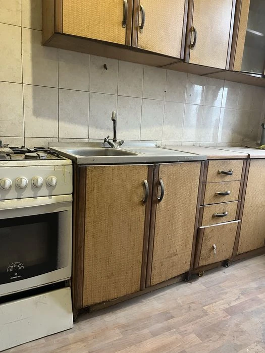 Продам 3К кв пр.Мазепы - Авиационная - 15 минут до Центра -