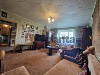 3-room apartment, Lobanovsky Avenue 130. Demiivska