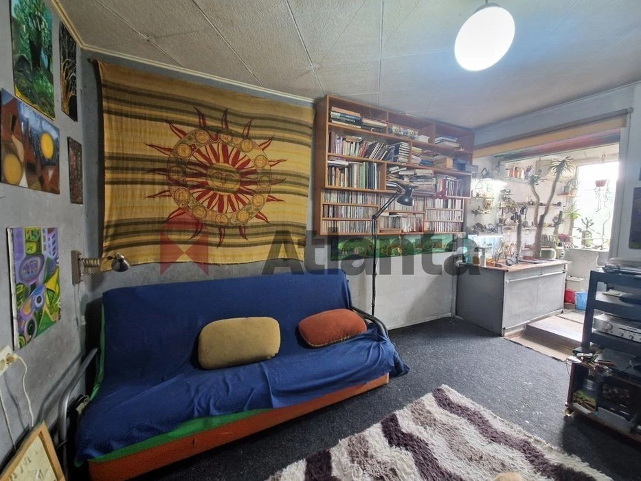 3-room apartment, Lobanovsky Avenue 130. Demiivska