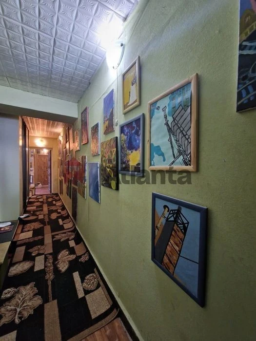 3-room apartment, Lobanovsky Avenue 130. Demiivska