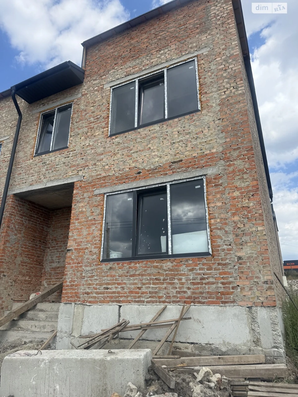 Продаж Дуплекс Дружба