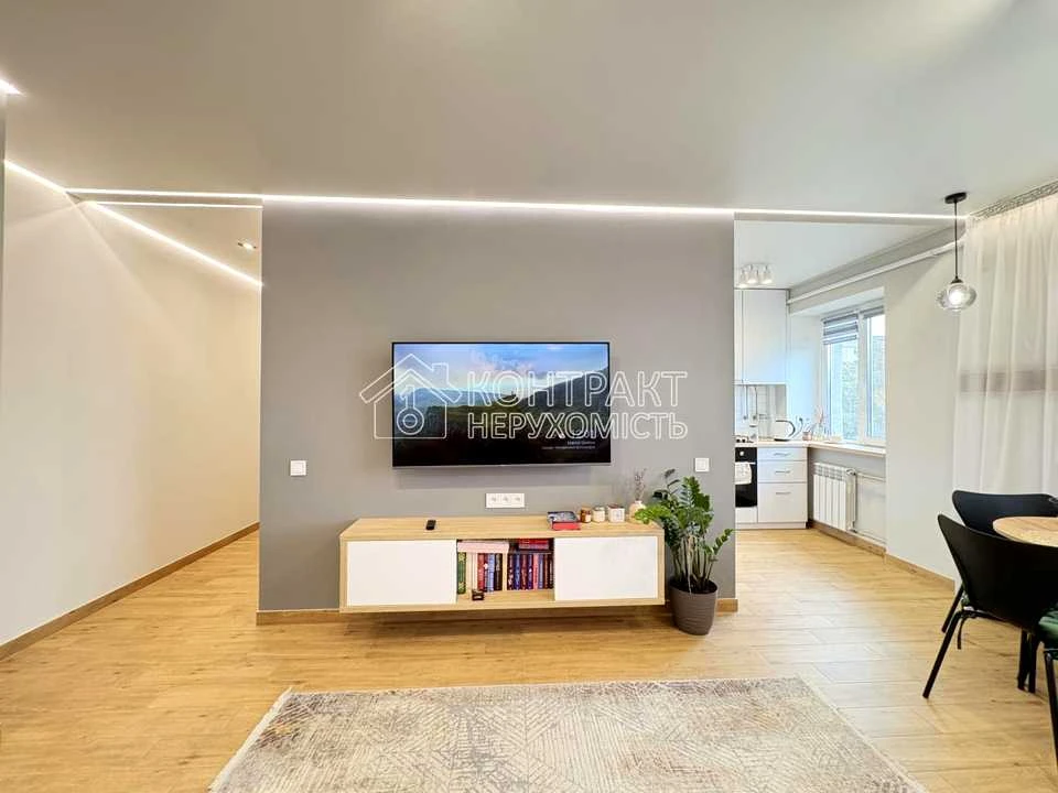 Apartment. Kharkiv, Nauky Ave. (Lenina)