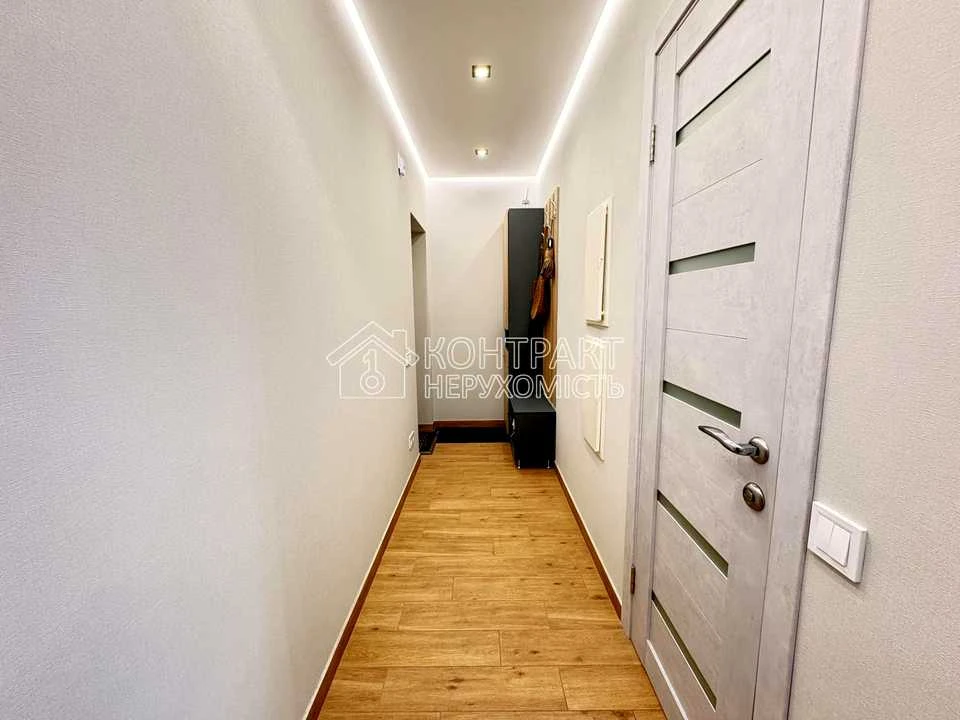 Apartment. Kharkiv, Nauky Ave. (Lenina)