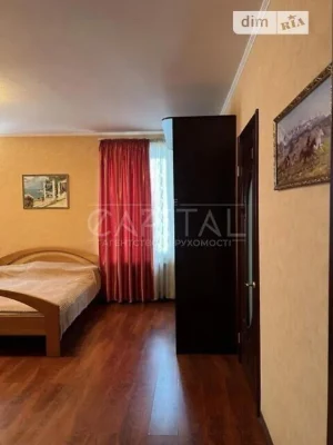 Продаж 2к квартири 71 кв. м на наб. Дніпровська 26А • ID 346