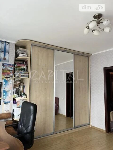 Продаж 2к квартири 71 кв. м на наб. Дніпровська 26А • ID 346