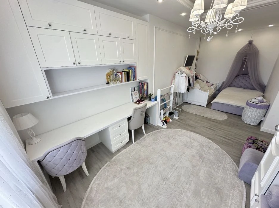 Stylish and modern apartment for sale in Comfort City Liu residential complex
