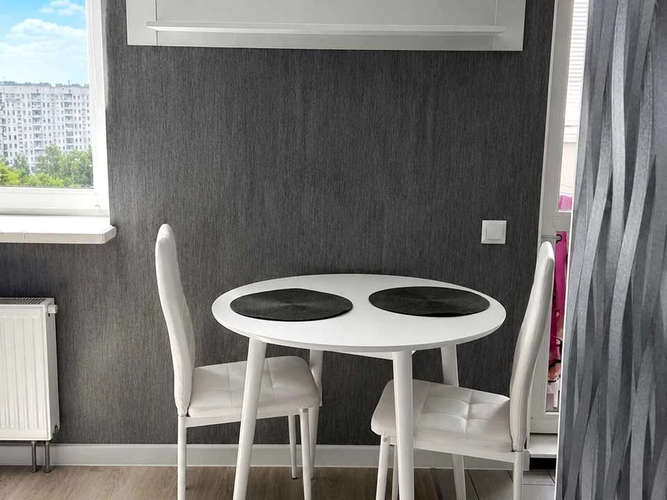 Apartment. Kharkiv, Dragomanova St.