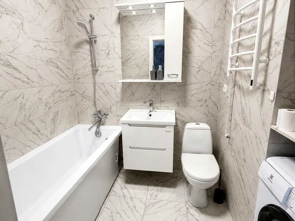 Apartment. Kharkiv, Dragomanova St.