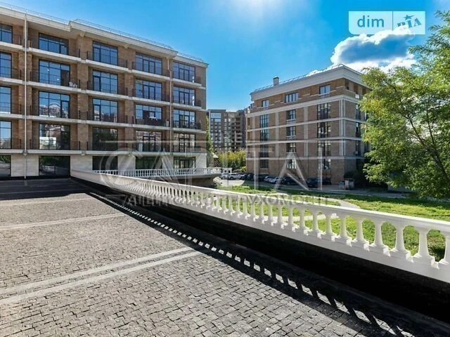 Sale of 3-room apartment 106 sq. m on Lukyanivskyi 2 • ID 3