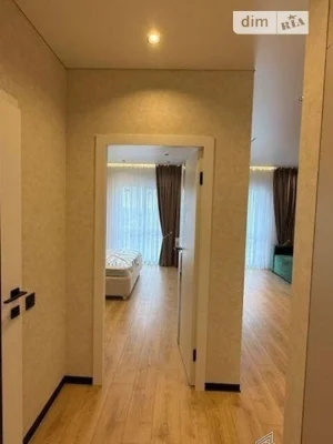 Sale of 1-room apartment 41 sq. m. on Mykhaylo Maksimovicha st. 24 •