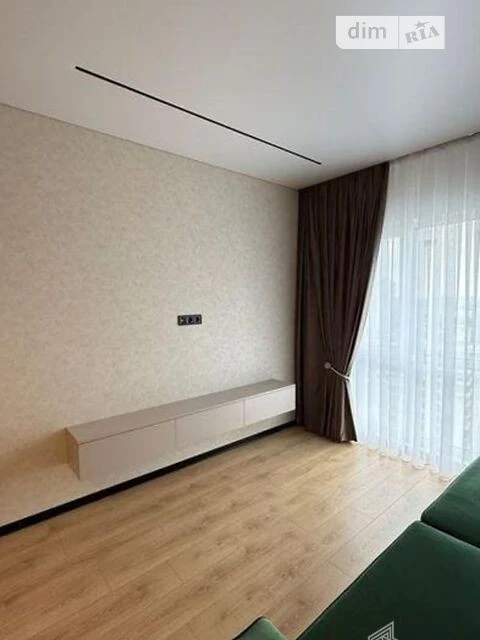 Sale of 1-room apartment 41 sq. m. on Mykhaylo Maksimovicha st. 24 •