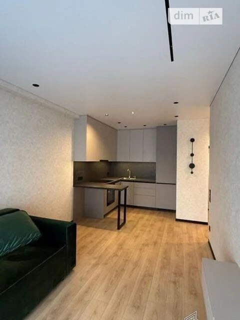 Sale of 1-room apartment 41 sq. m. on Mykhaylo Maksimovicha st. 24 •