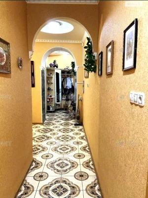 For Sale Apartment Center