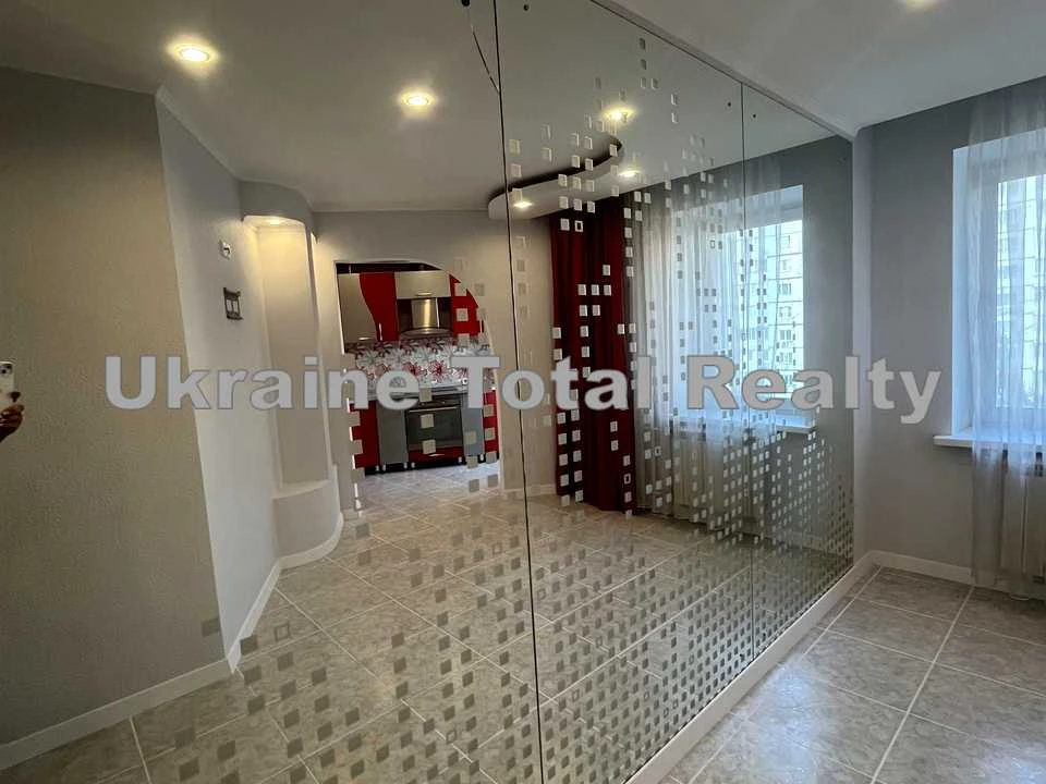 Apartment. Kyiv, Honore de Balzac St.
