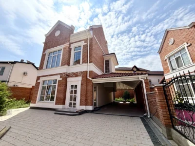 For sale from the developer! Premium class house near the beach