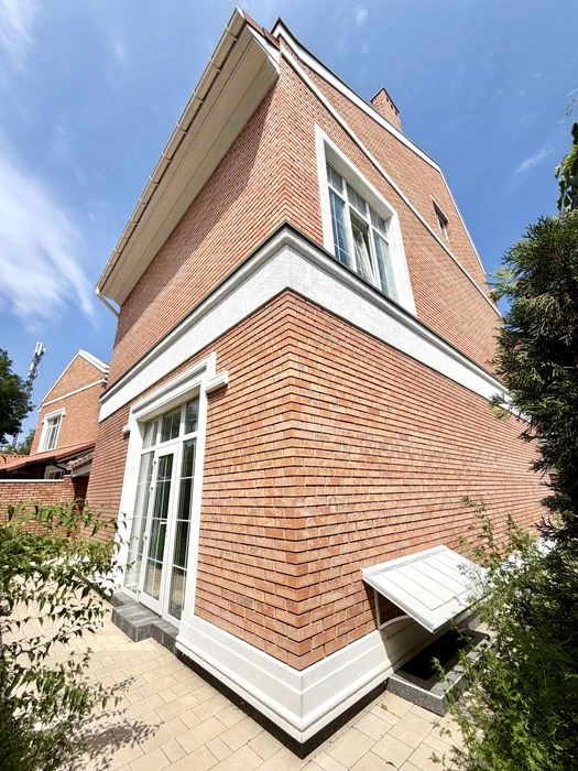 For sale from the developer! Premium class house near the beach