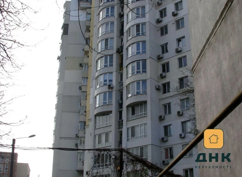 Парк Победы. Двухкомнатная квартира с ремонтом. Вид на МОРЕ