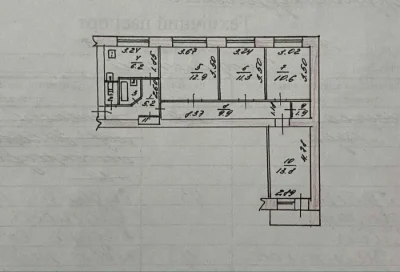 I will sell a 4-room apartment in the center