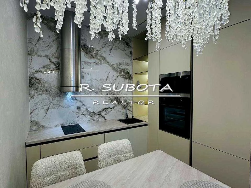 Apartment. Dnipro, 93rd Kholodnoyarskaya Brigada St.