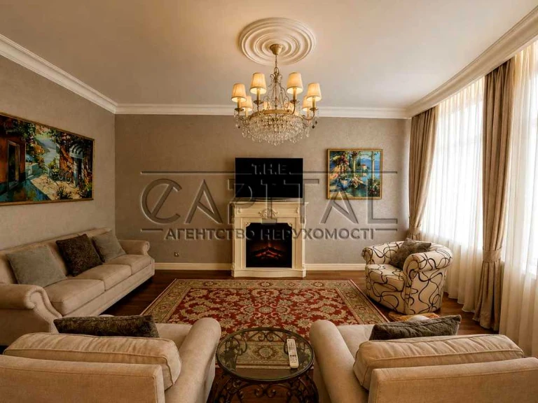 Apartment. Kyiv, Antonovycha St. (Gorky)