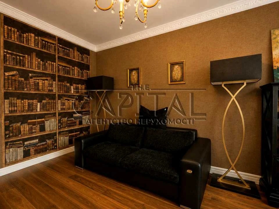 Apartment. Kyiv, Antonovycha St. (Gorky)