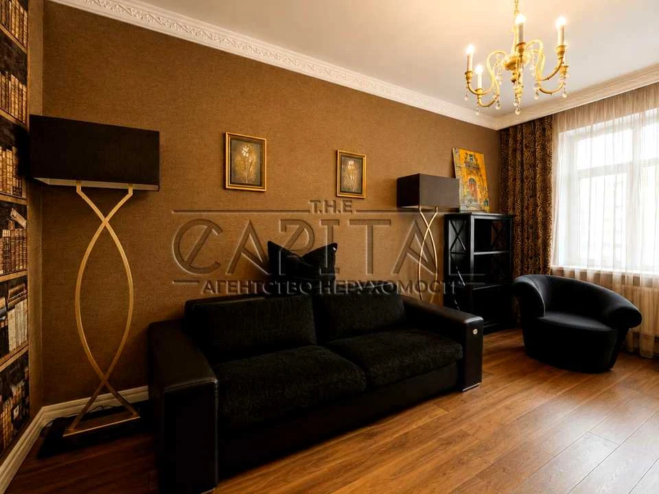 Apartment. Kyiv, Antonovycha St. (Gorky)