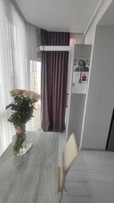 Продаю 2 к квартиру на вул.Зодчих 6597
