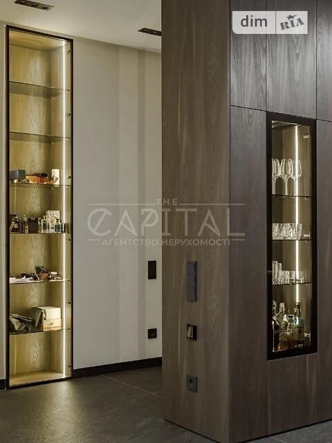 Sale of 3-room apartment 95 sq. m. on Andriy Verkhoglyada St. 20 • I