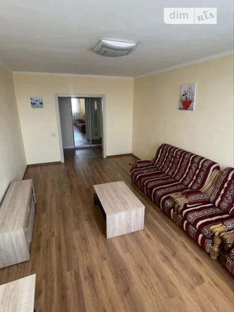 Sale of 2-room apartment 80 sq. m. on Hetmana Vadyma St. 1B • ID