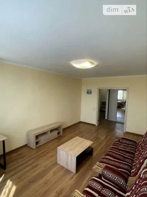 Sale of 2-room apartment 80 sq. m. on Hetmana Vadyma St. 1B • ID