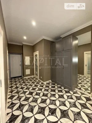 Sale of 3-room apartment 118 sq. m. on Sichovykh Striltsiv 70 •