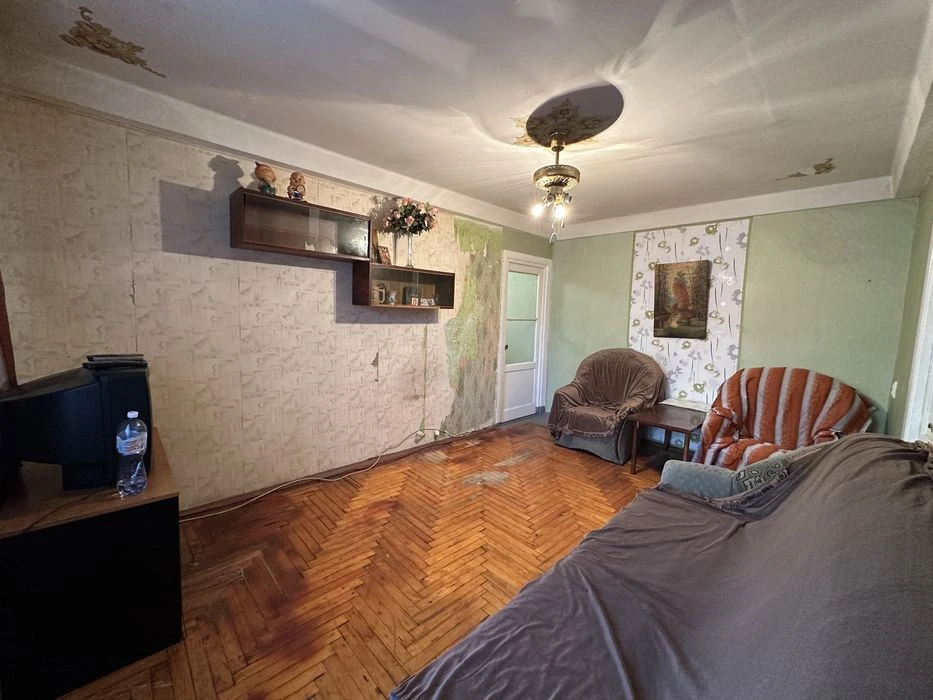 Продаж 2-к квартири в центрі