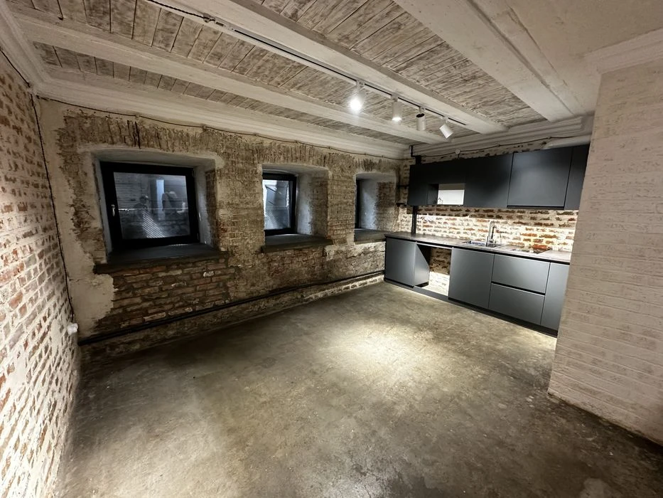 Apartment of Gogol K. Marks for sale