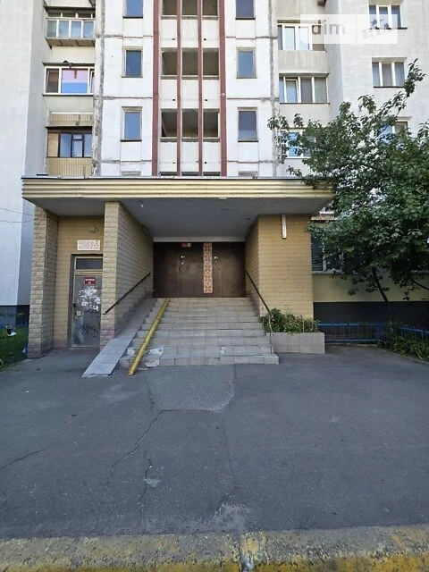 Продаж 2к квартири 56 кв. м на вул. Вишняківська 12А • ID 34