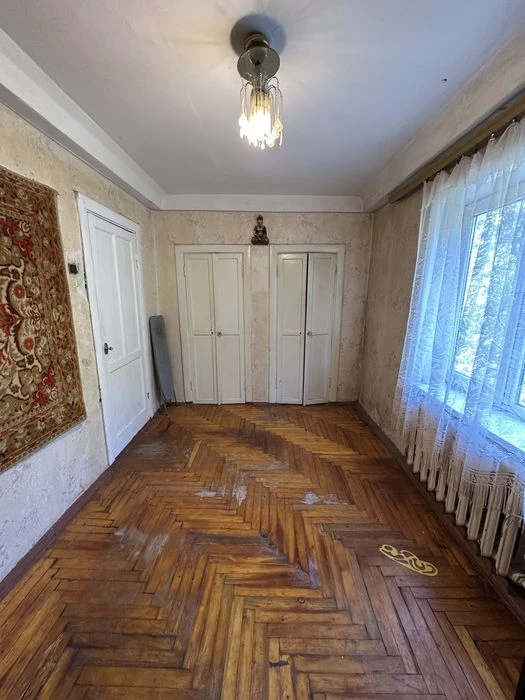 Продаж 2-к квартири в центрі