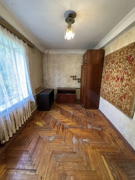 Продаж 2-к квартири в центрі
