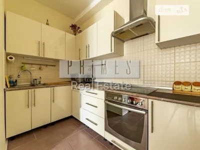Sale of 2-room apartment 74.4 sq. m. on Dmytrivska St. 69, apt. 27