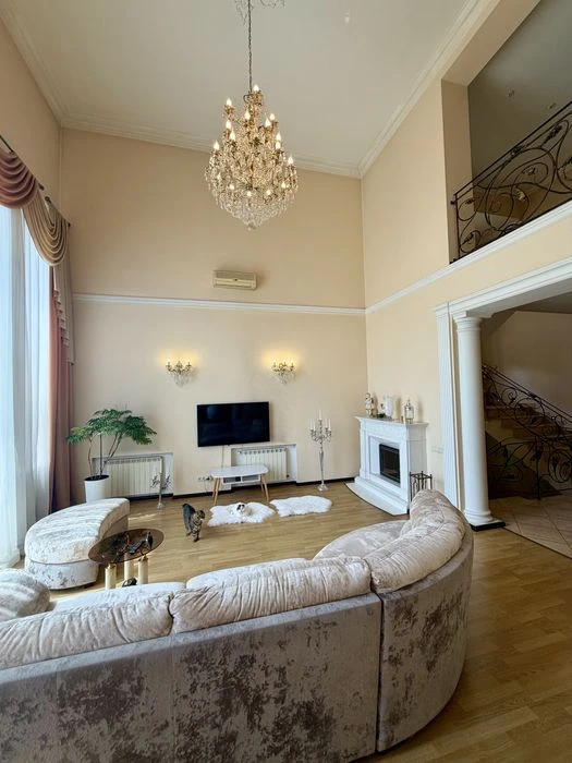 Совиньон. Дом 360 кв.м. Участок 6,3 сотки.