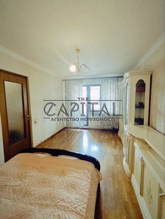 For sale / Apartment / 82 m2 / Darnytskyi district / Hryhoren Ave.