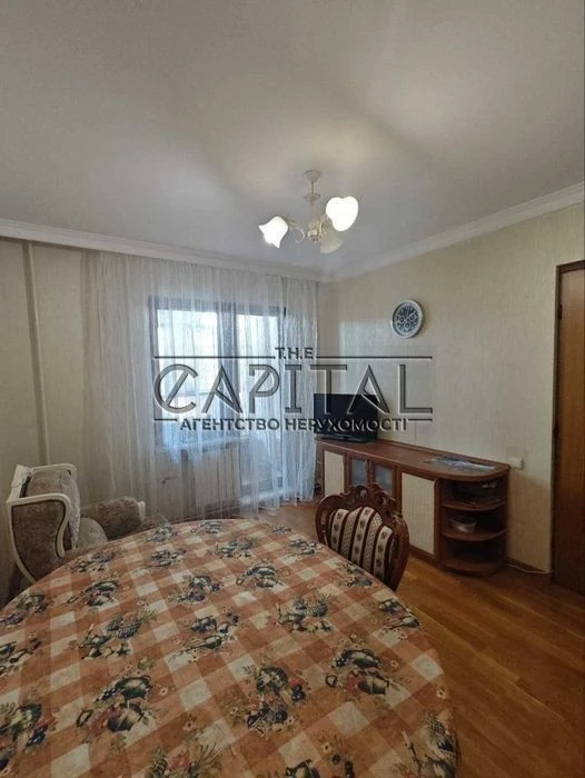 For sale / Apartment / 82 m2 / Darnytskyi district / Hryhoren Ave.