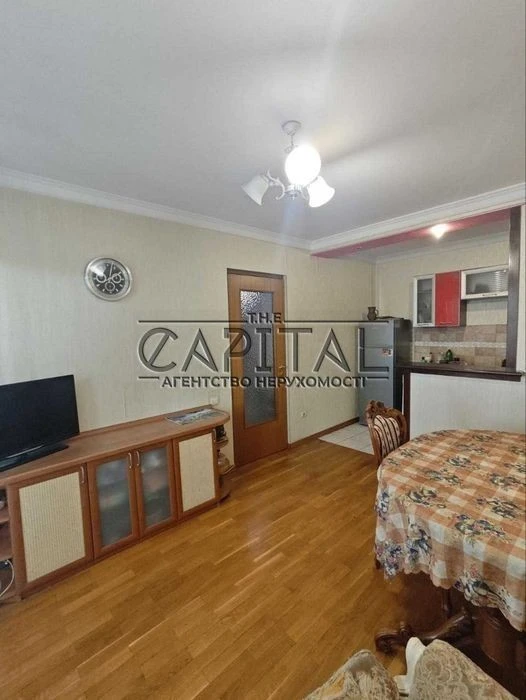 For sale / Apartment / 82 m2 / Darnytskyi district / Hryhoren Ave.