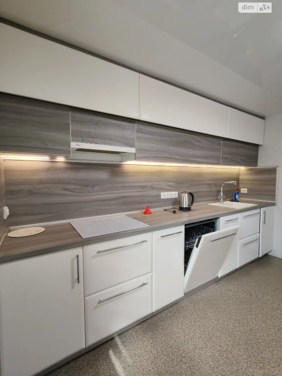 For Sale Apartment Airport