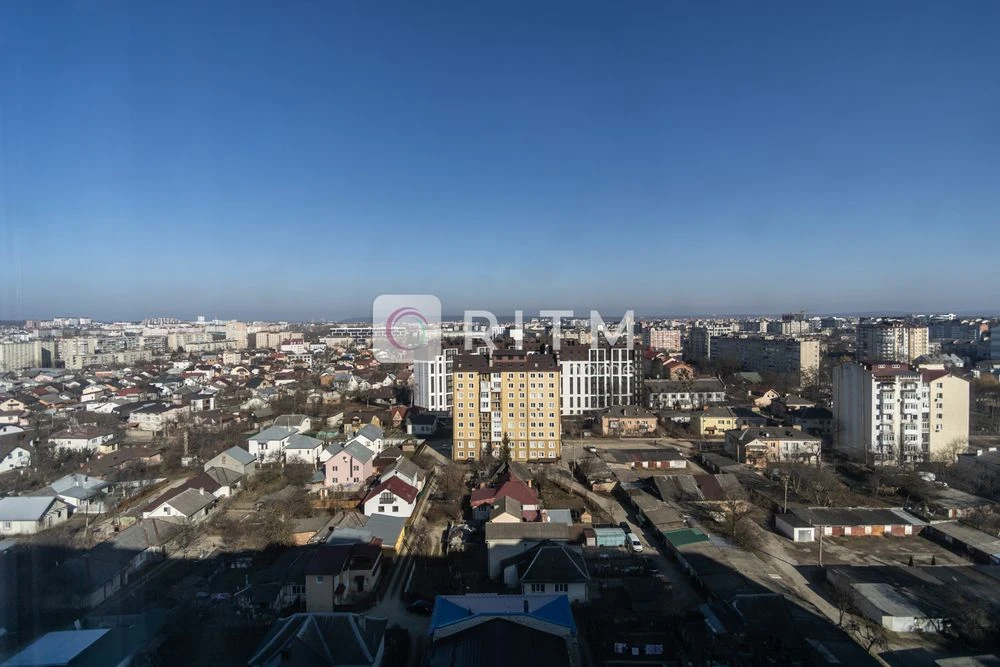3-к. квартира в ЖК «Манхеттен» біля міського озера! Є-Оселя
