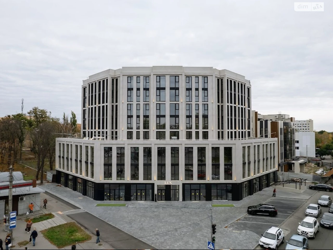 Продаж Підземний паркінг Центр