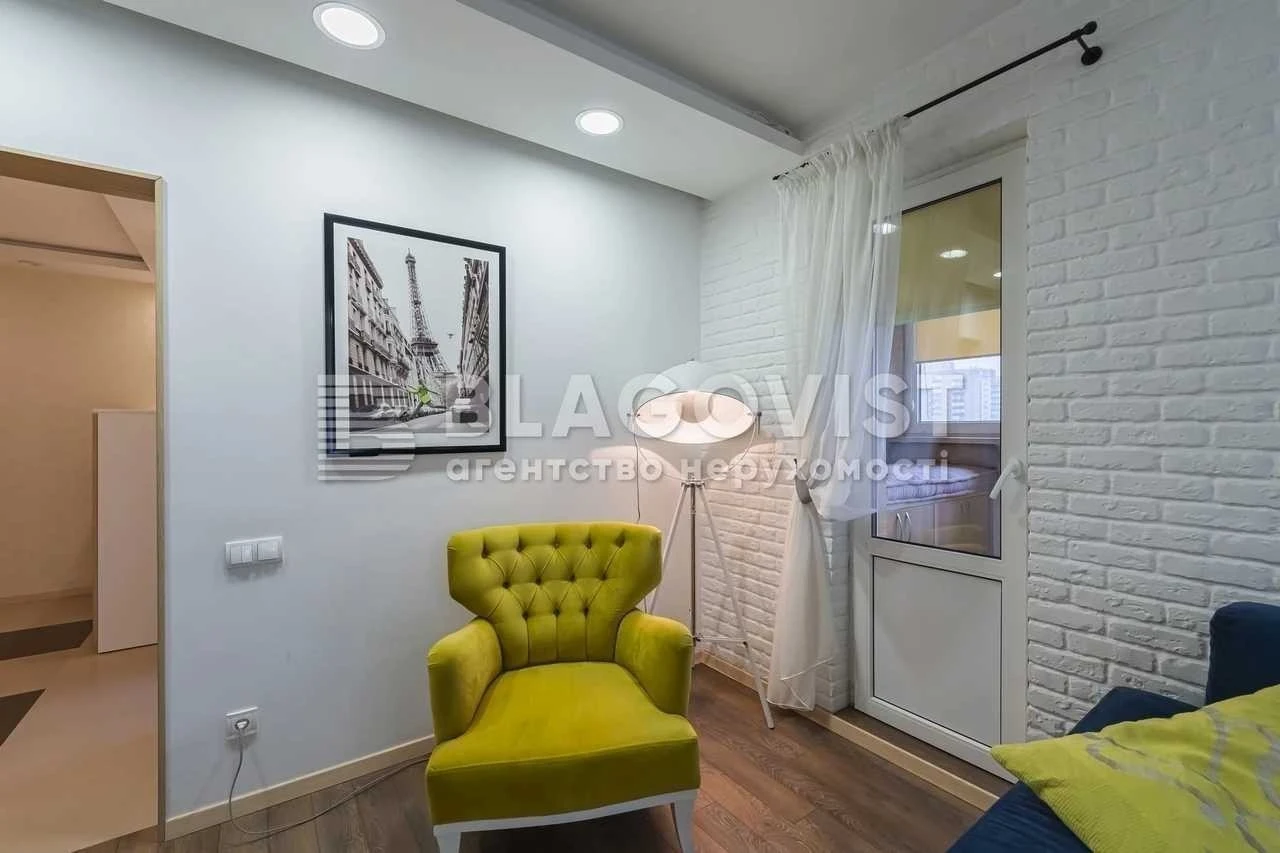 3-room apartment for sale 91.3 m², Urlivska St., 24