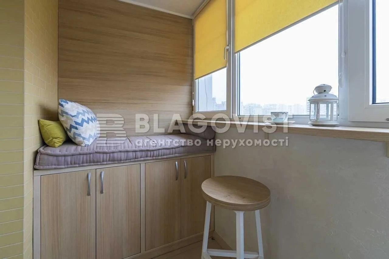 3-room apartment for sale 91.3 m², Urlivska St., 24